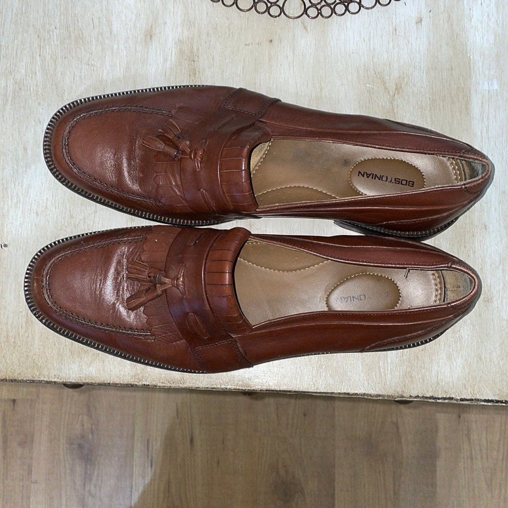 Bostonian Dress/Casual Shoes - Picture 2 of 6